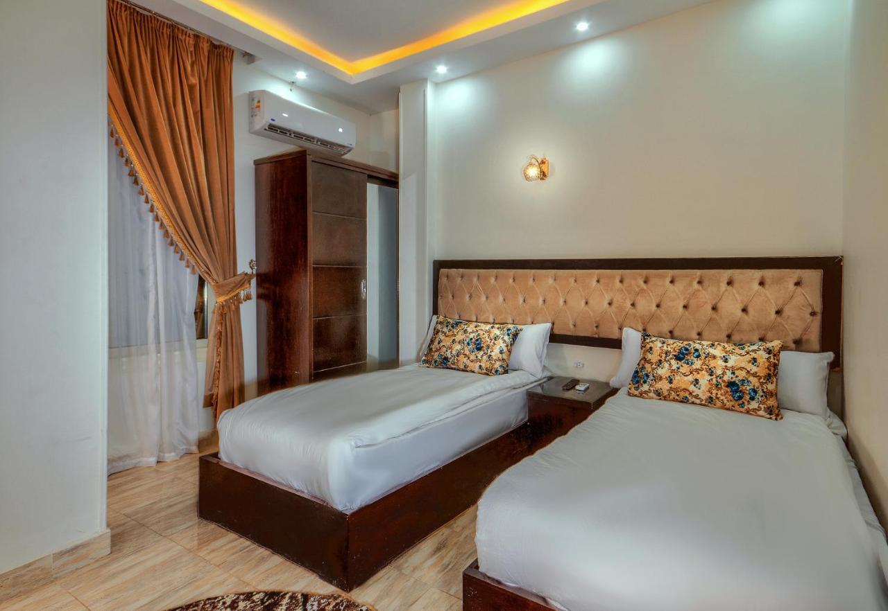Tut Pyramids View Hotel Kafrat al Jabal Ngoại thất bức ảnh